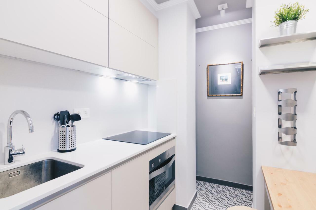 Gran Via Apartment By People Rentals Бильбао Экстерьер фото